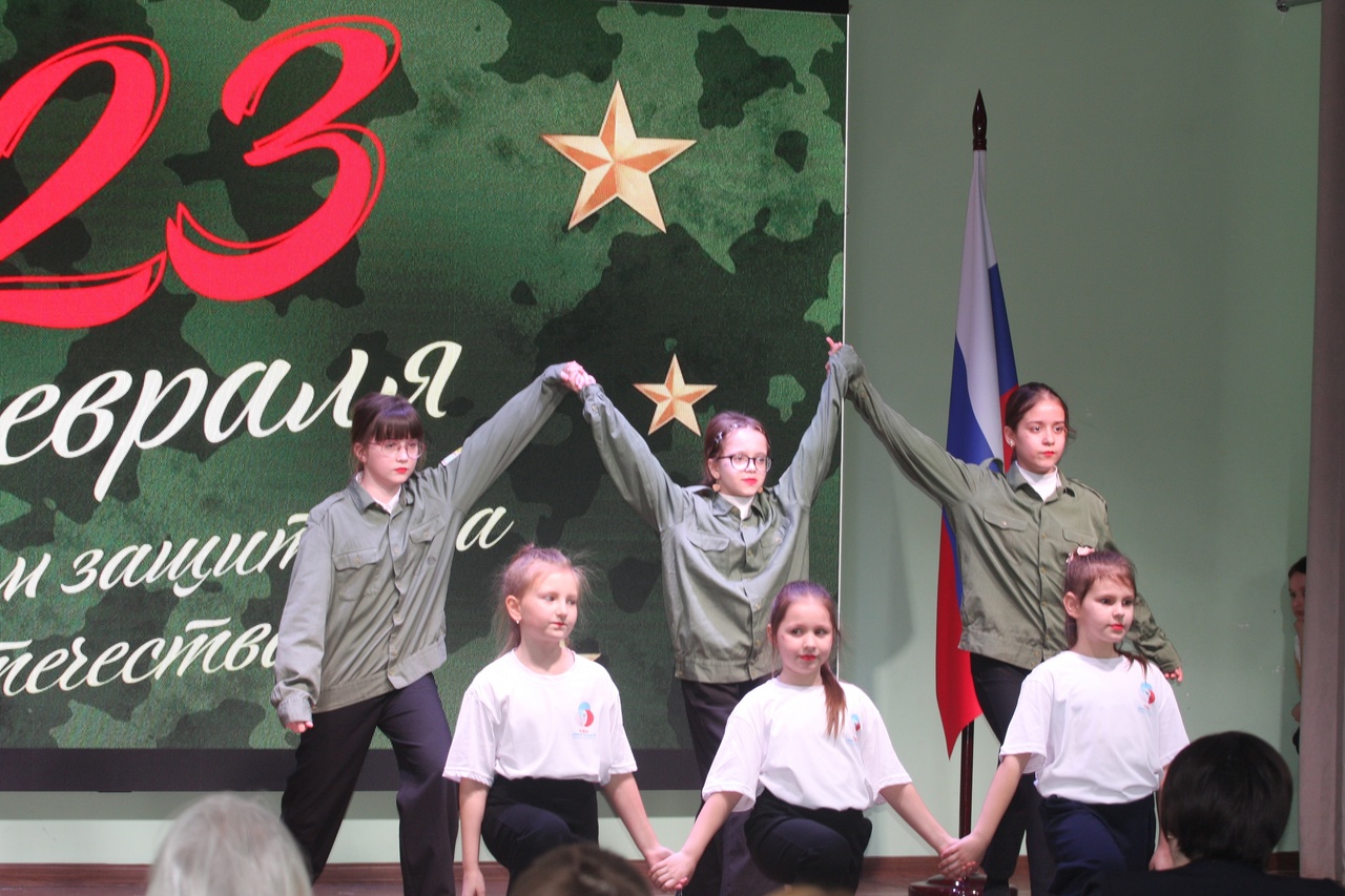 "Безусловно, интересней быть здоровым вместе с песней" "Безусловно, интересней быть здоровым вместе с песней".